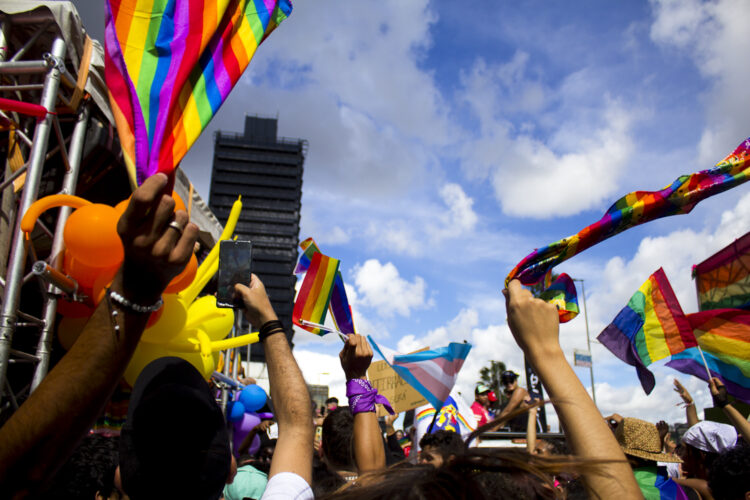 Con orgullo y resistencia, el movimiento LGBTIQ+ marchó en Caracas por sus derechos: “No queremos más violencia ni discriminación”