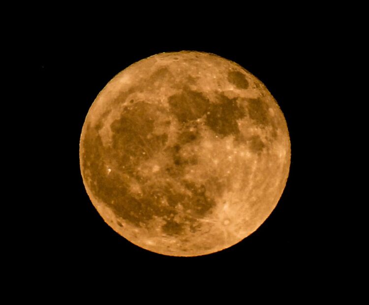 SUPER LUNA