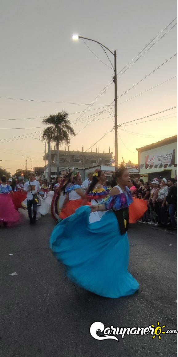 Explora la Magia del Carnaval: Más de 100 Fotos del Carnaval Turístico Internacional de Carúpano 2024