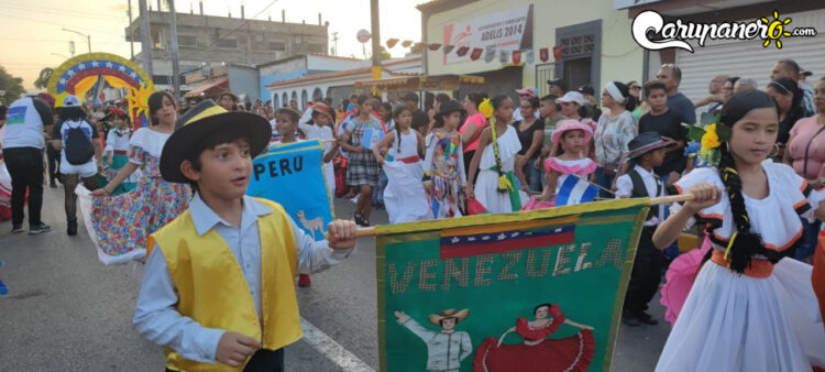 Explora la Magia del Carnaval: Más de 100 Fotos del Carnaval Turístico Internacional de Carúpano 2024