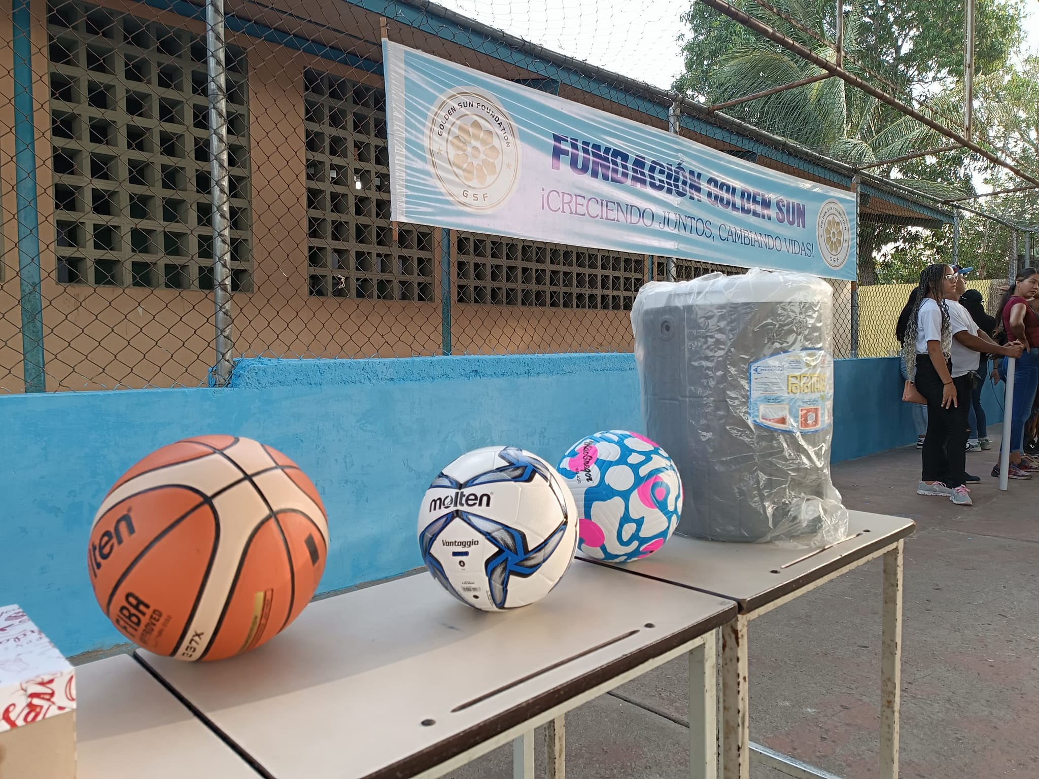 La Fundación Golden Sun embellece la Cancha Deportiva de la Comunidad El Lirio en Carúpano