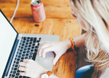 Descubre Tu Potencial: 7 Ideas de Negocios para Emprender desde la Comodidad de tu Hogar
