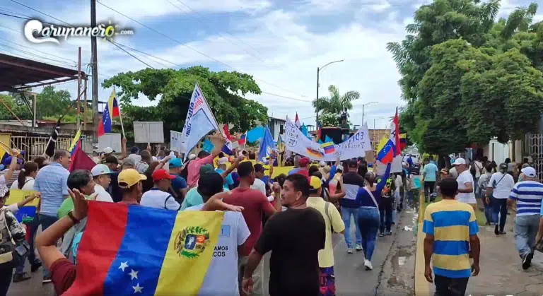 Multitudinaria Marcha del Comando CONVZLA en Carùpano