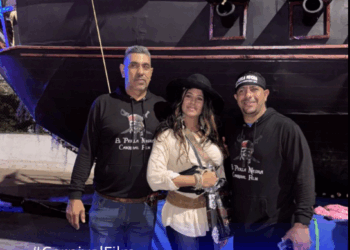 Creadores del Barco «Perla Negra» Sensación del Carnaval 2025 Edición Diamante