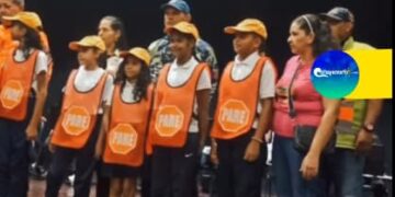 JURAMENTACIÓN PATRULLAS ESCOLARES EN CARÚPANO