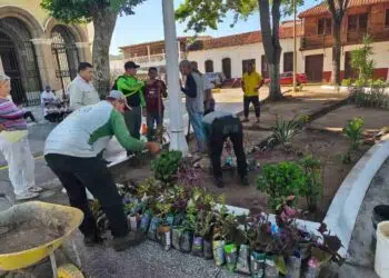 Ornamentación Plaza Santa, Carúpano Estado Sucre