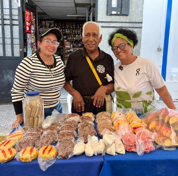 TRADICIÓN Y EMPRENDIMIENTO: BENÍTEZ VIBRÓ CON LA EXPOFERIA «SABORES, AROMAS Y MANUALIDADES»