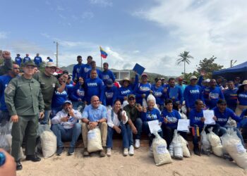 pescadores, ministro de pesca, gobernadora del estado sucre, alcalde bermudez y alcalde de arismendi