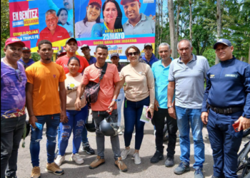Plan Chuquisaca: Siembran más de 300 plantas en Benítez, Sucre