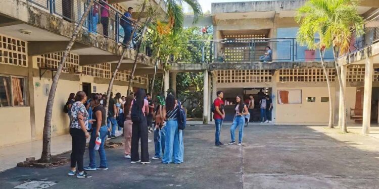 La UDO Extensión Carúpano inicia el segundo período 2026 con 200 nuevos estudiantes